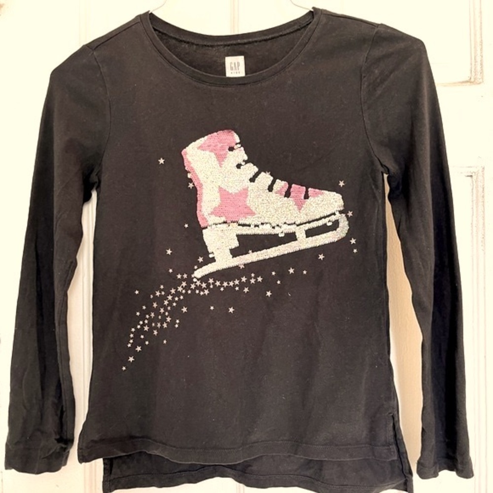 Gap girls gray sequins ice skates shirt in size large 10-11